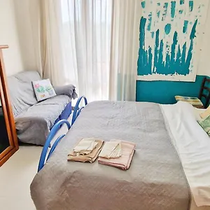 Vicino Di Centro E Universita Stanza Con Balcone Bed and breakfast